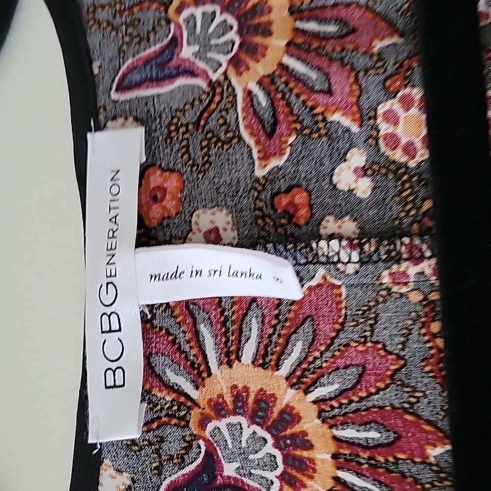 BCBGeneration Blouse - Picture 3 of 3